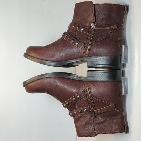 UGG Australia Camille Studded Moto Biker ankle boots women's size 8 EU 39 - Picture 5 of 16